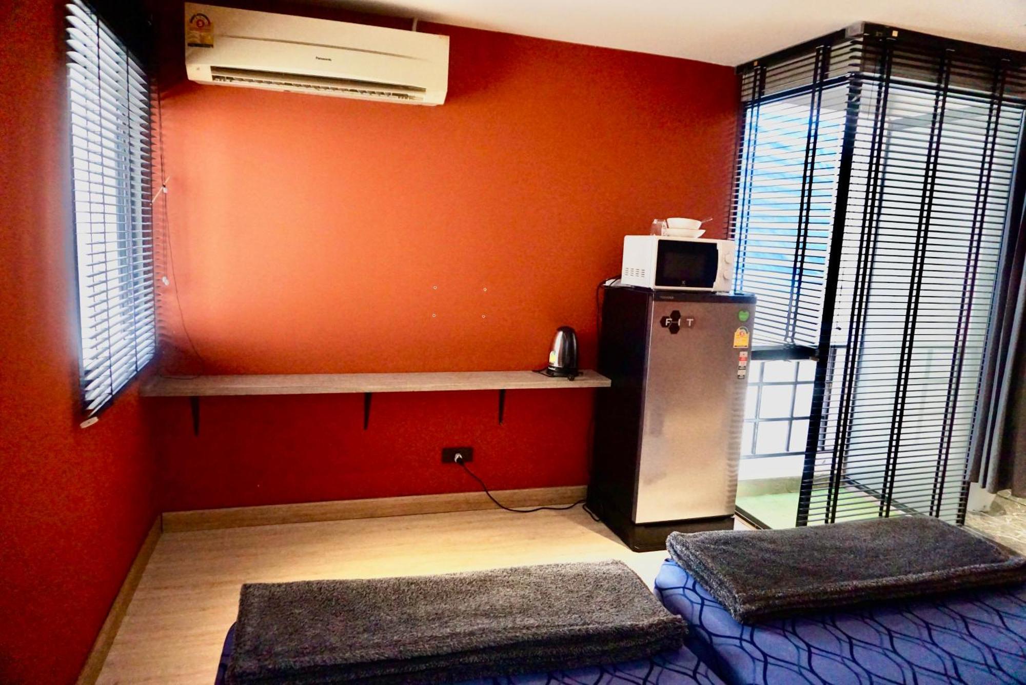 Silom Soi 3 Hash Apartment Hip And Funky With Rooftop View Bangkok Eksteriør bilde